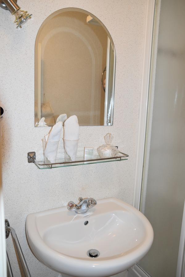 Hotel Le Barbouillon Vencimont Bagian luar foto