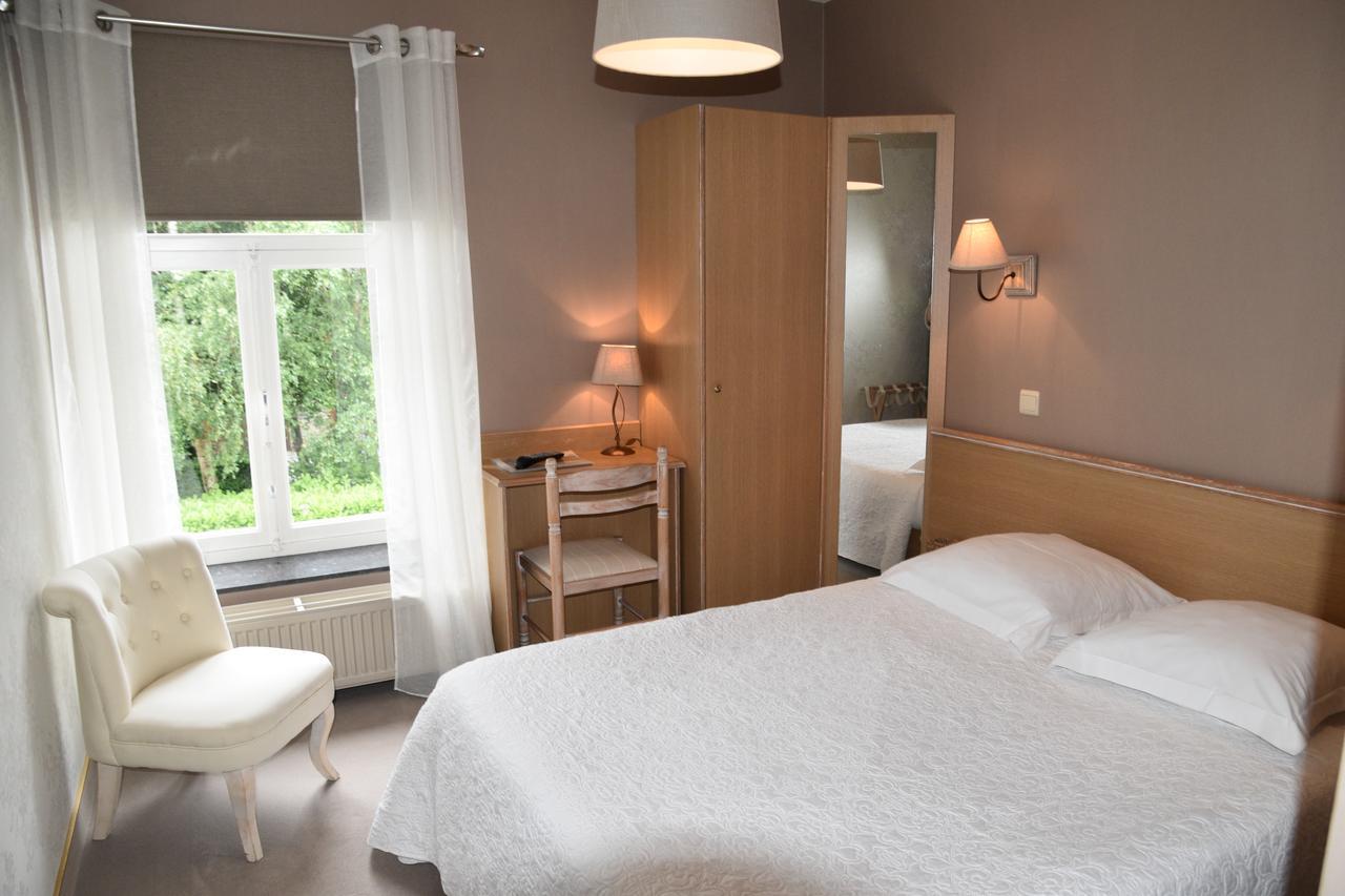 Hotel Le Barbouillon Vencimont Bagian luar foto